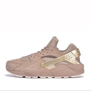 Nike Huarache Shoes